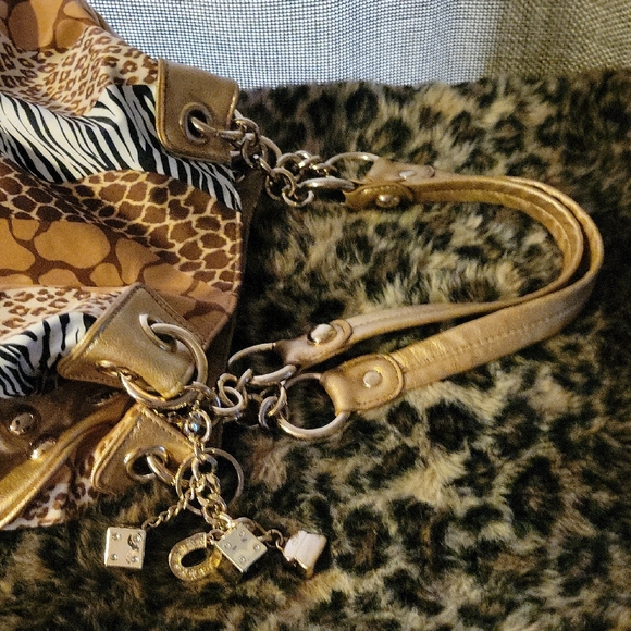 Kathy Van Zeeland Brown and Gold Shoulder Bag with Eye-Catching Design - Picture 5 of 10